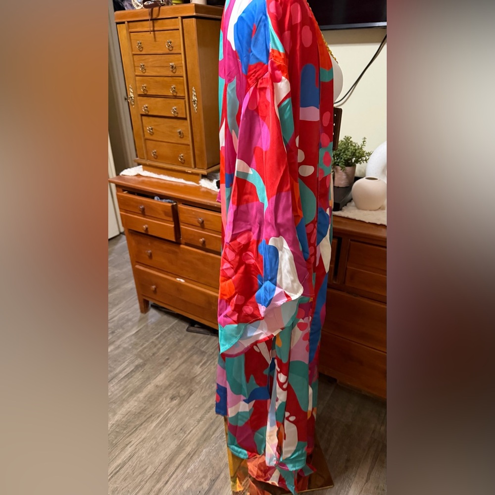 Flying Tomato Multicolor Satin belted Kimono Ensemble set - Picture 9 of 17